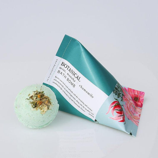 Bath Bomb Mint, Manuka & Chamomile - Artful & Sage Collective